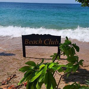 Koh Tao Beach Club